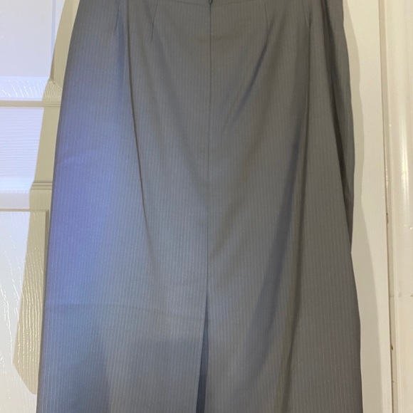 John Meyer Suit - Picture 7 of 9